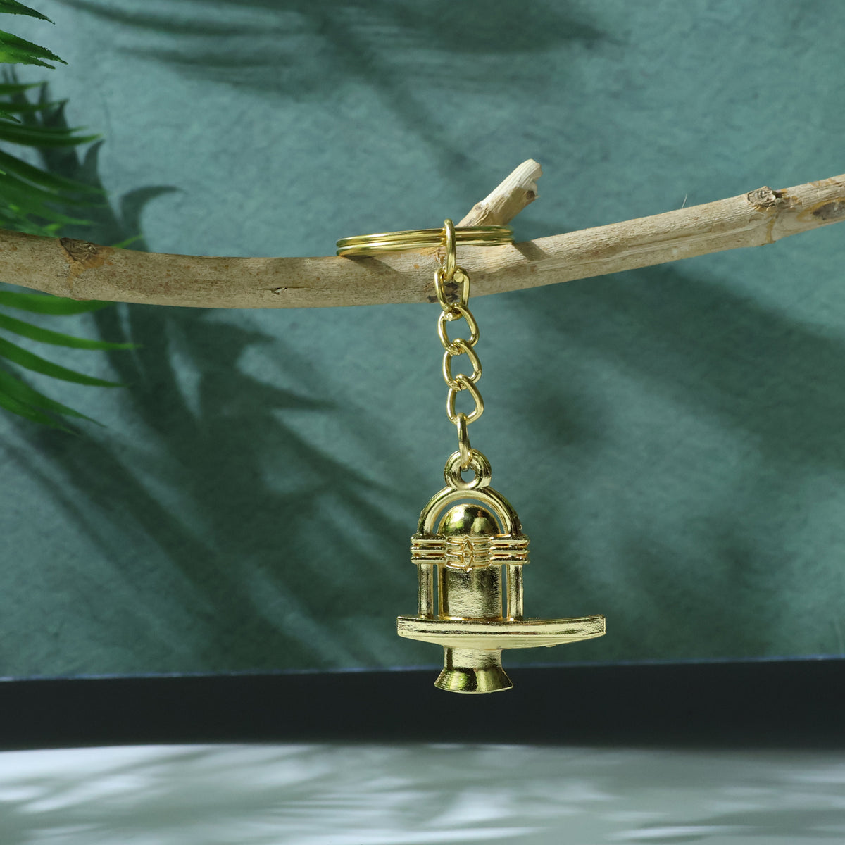 Shivling Golden Metal Keychain (1 Pc)