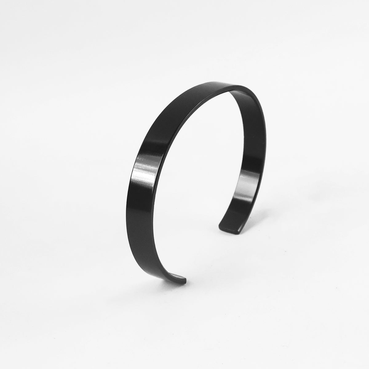 Stylish Black-plated Stainless-steel Kada (1 Pc)