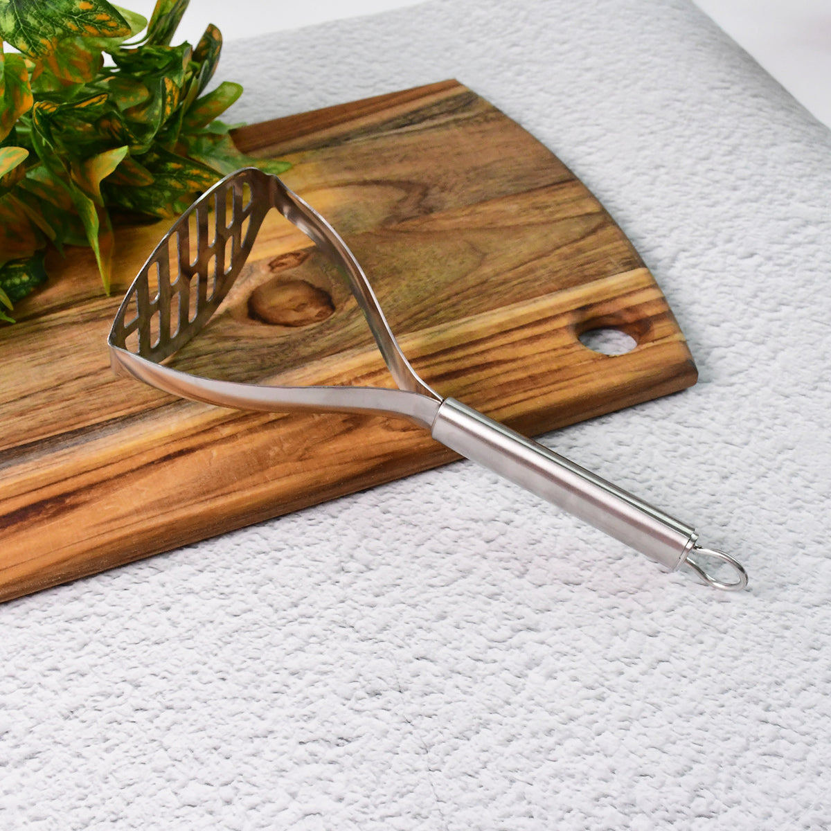 Supermom Stainless Steel Potato Masher With Stylish Handle (1 Pc)