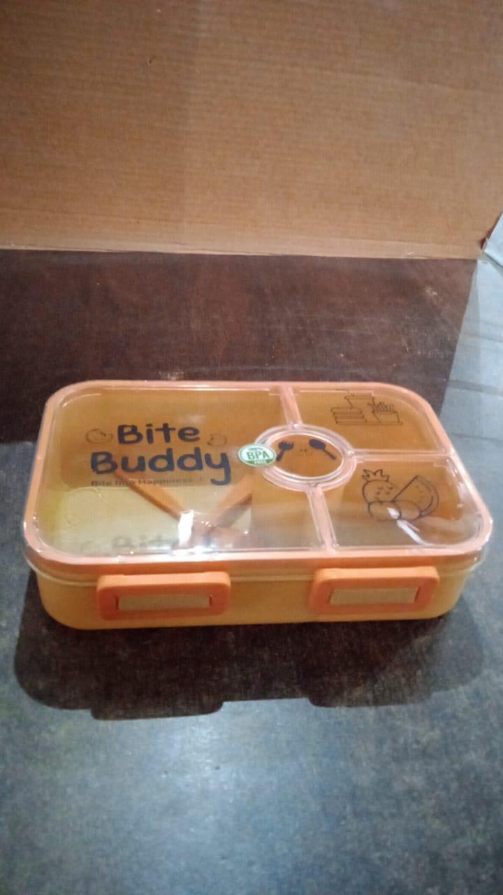 Bite Buddy 4-compartment Leak-resistant Plastic Lunch Box With Spoon  Fork
