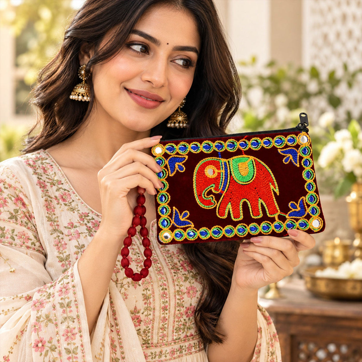 Elephant Embroidered Clutch Wallet Purse With Wrist Loop (1 Pc 12x20 Cm)